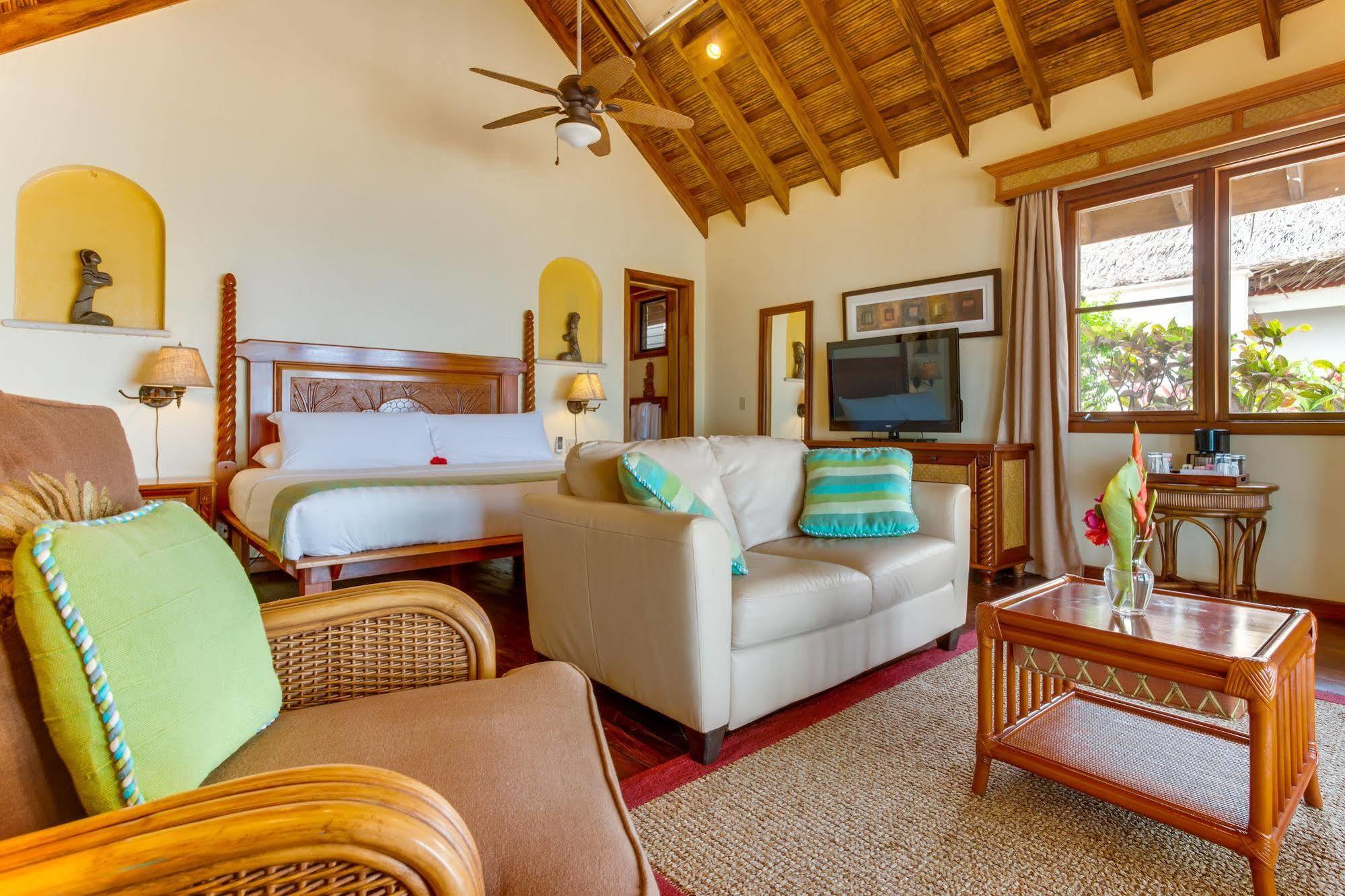 Almond Beach Resort At Jaguar Reef Hopkins Exterior foto