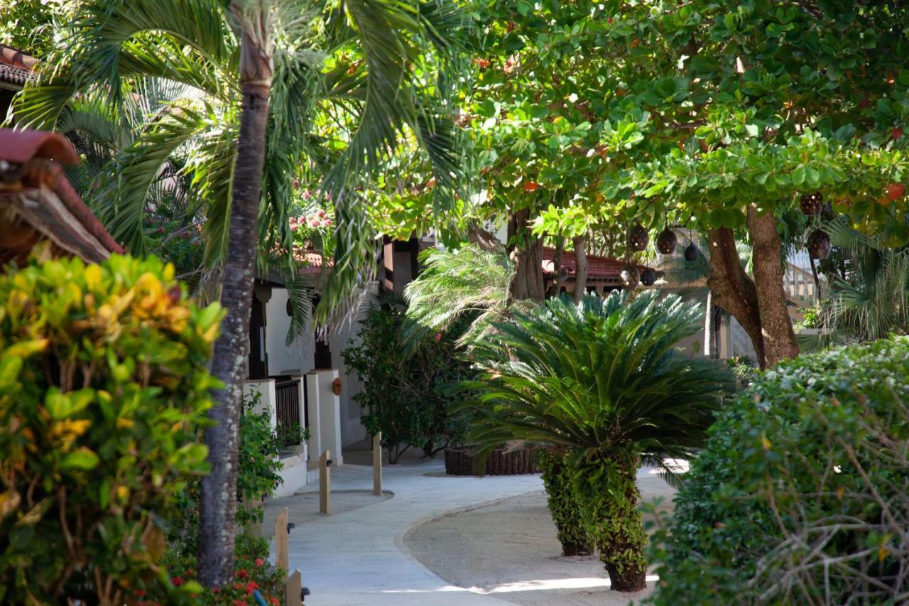 Almond Beach Resort At Jaguar Reef Hopkins Exterior foto